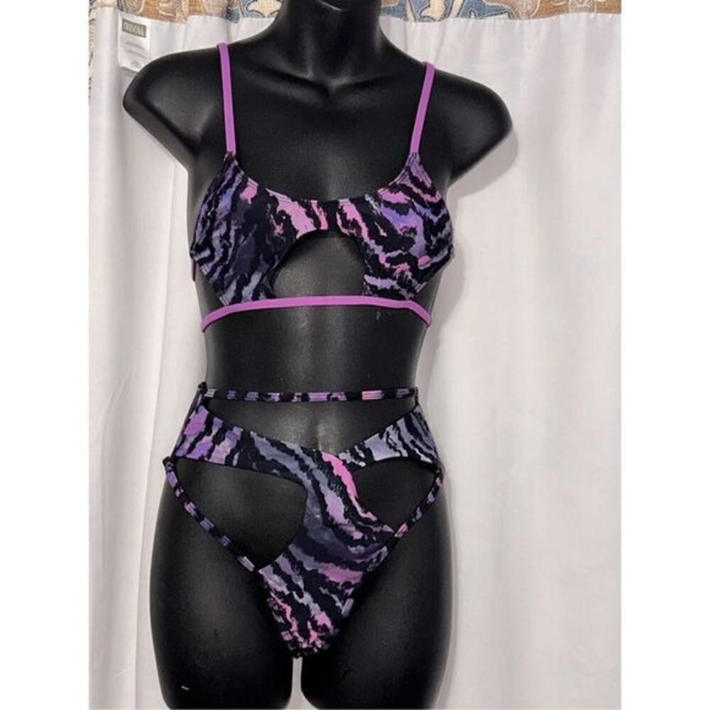 Stunning UNIQUE WOMEN purple TWO PIECE ICON SWIM Tropical Bliss cutout design Bi